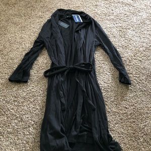 Women’s overshirt.